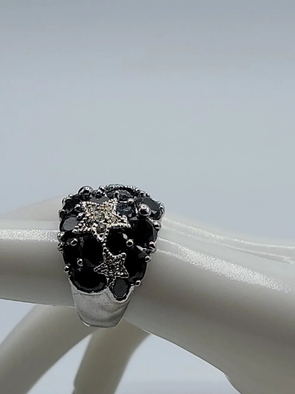 Night Sky Cocktail Ring Prong Set Black Clear Crystal Stars Size 6 Silver Tone
